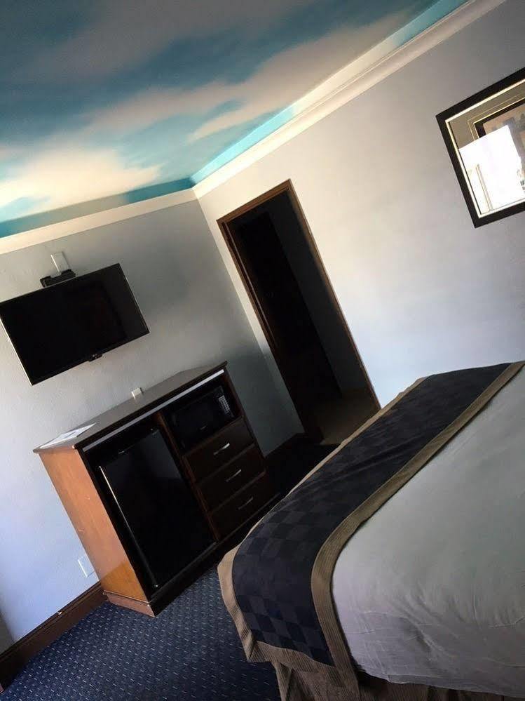Hollywood Palms Inns & Suites Los Angeles Eksteriør bilde